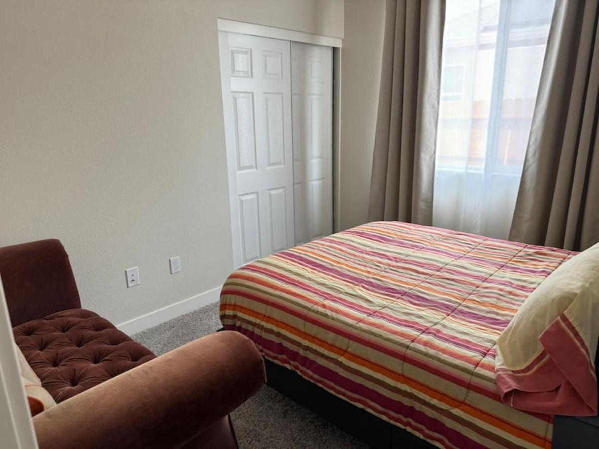 Brand New South Holiday home Sacramento