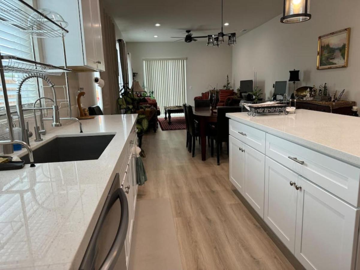 Brand New South Holiday home Sacramento